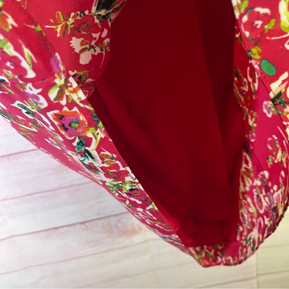 WAYF Pink Floral Bell Sleeve  Dress Size Medium - Picture 4 of 6